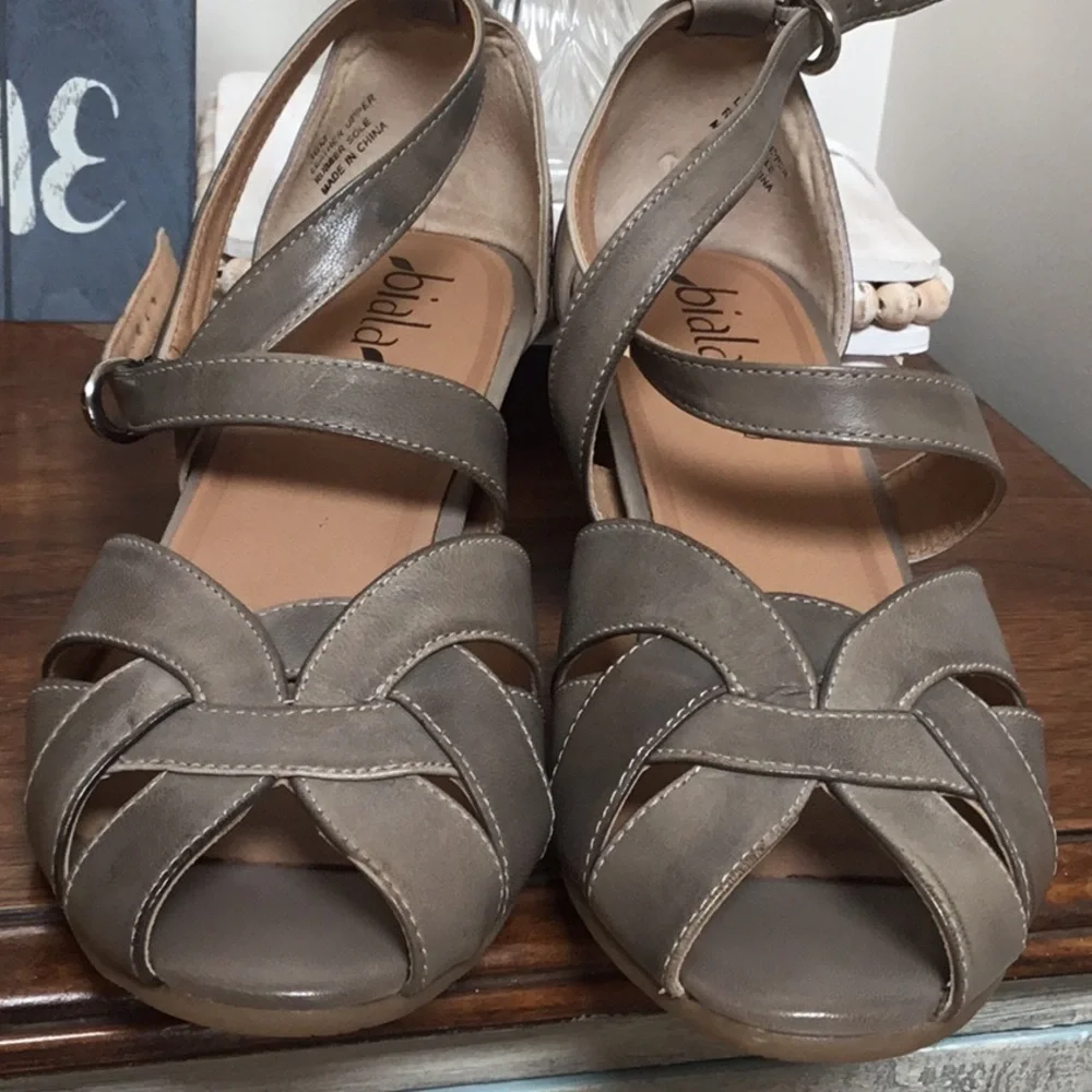 BIALA Peep Toe Wedge Leather Tan Gray Ankle Wrap Strap Shoes Size 39